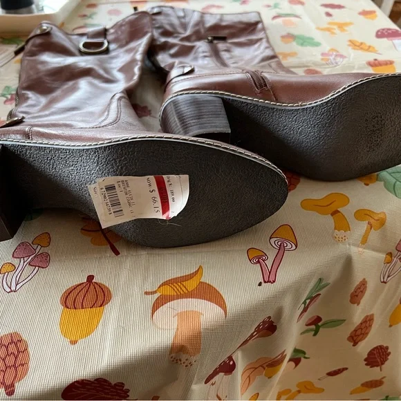 Ann Klein 11 Cognac Brenton Leather Womens size 7 NWT - Picture 2 of 4